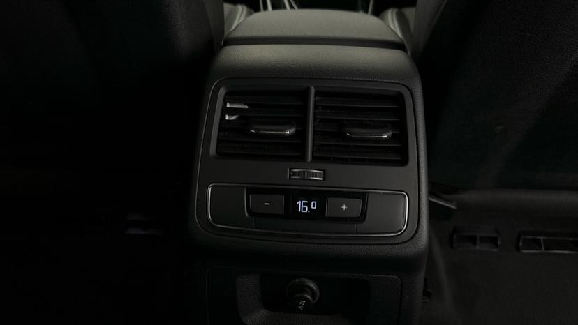 Rear Air Conditioning 