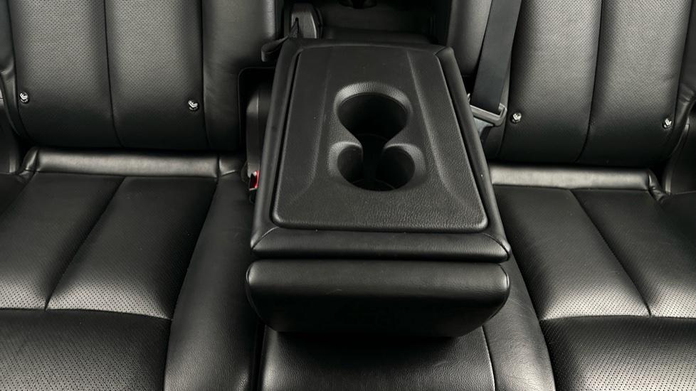 Rear Armrest/ Cup Holder