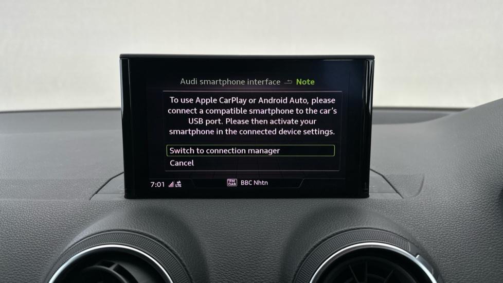 Apple Car Play & Android Auto