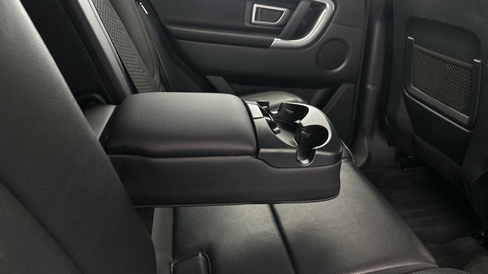 Rear Armrest/ Cup Holder