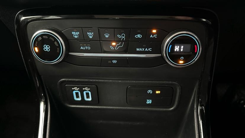 Air Conditioning  / Auto Stop/Start 