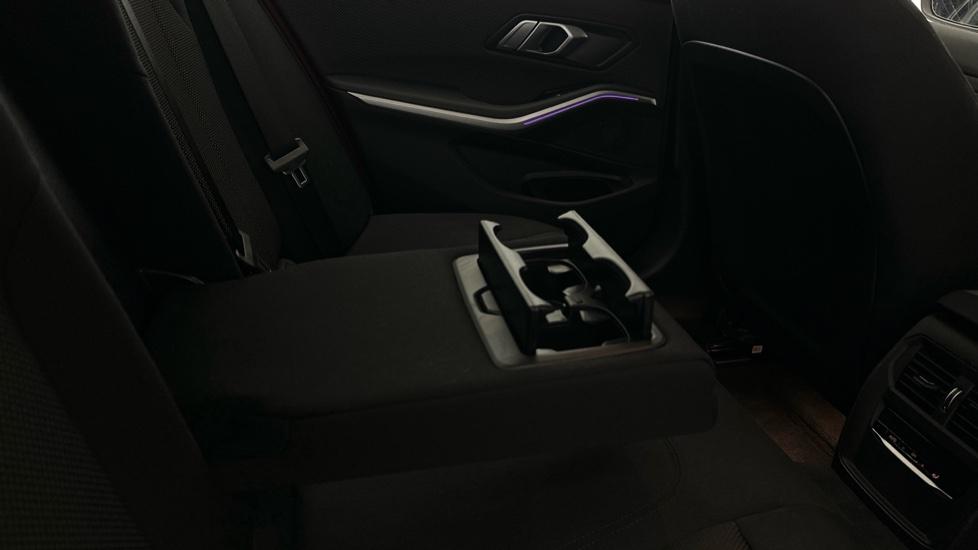 Rear Armrest/ Cup Holder