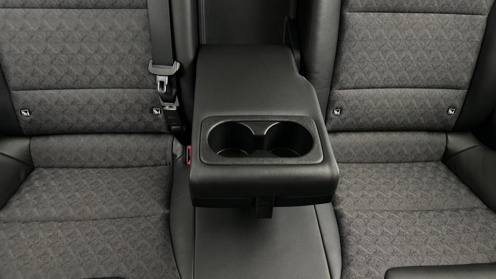 Rear Armrest/ Cup Holder