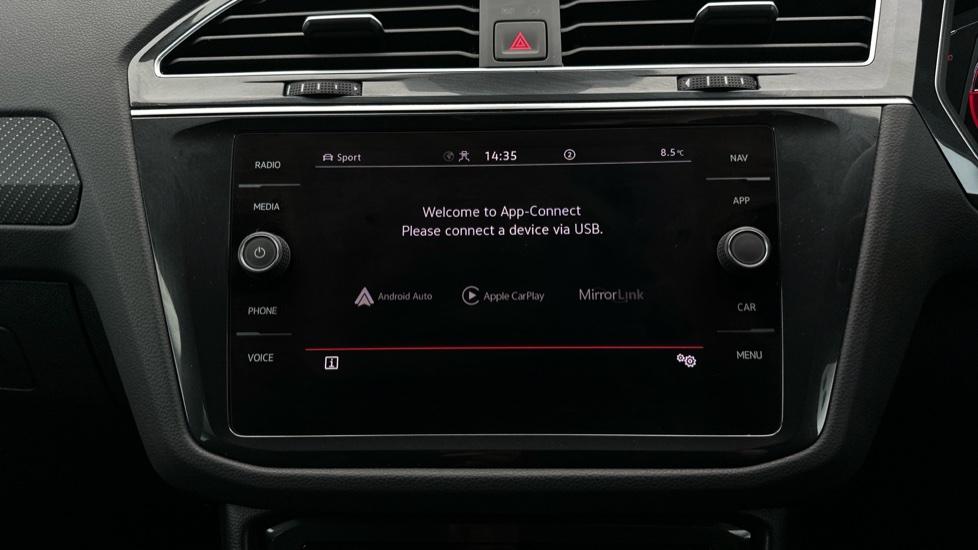 Apple Car Play & Android Auto