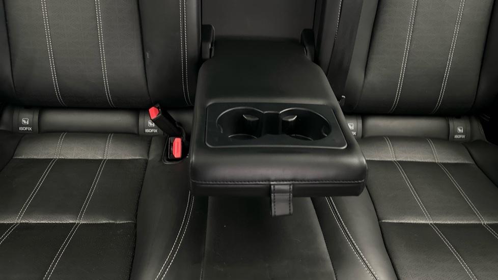 Rear Armrest/ Cup Holder