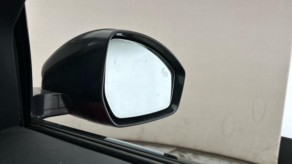 Blind Spot Monitoring System 