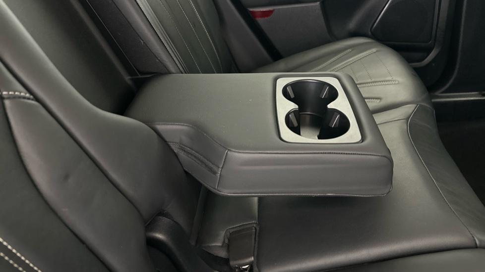 Rear Armrest/ Cup Holder