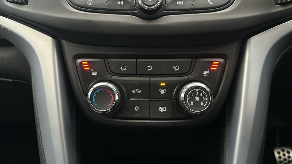 Air Conditioning /Heated Seats 