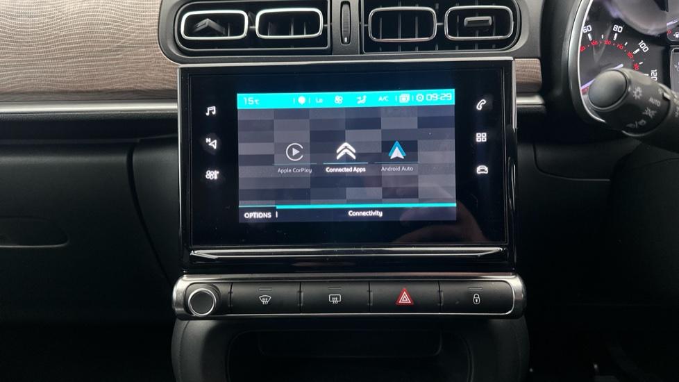 Apple Car Play & Android Auto