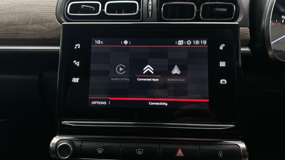 Apple Car Play & Android Auto