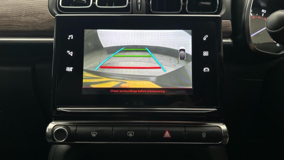 Rear View Camera /Park Pilot 