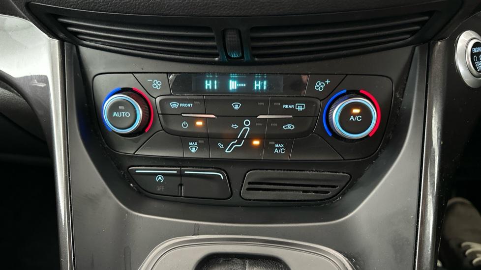 Air Conditioning /Dual Climate Control /Auto Stop/Start 