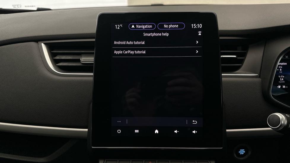 Apple Car Play & Android Auto