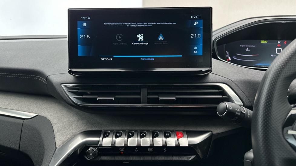 Apple Car Play & Android Auto