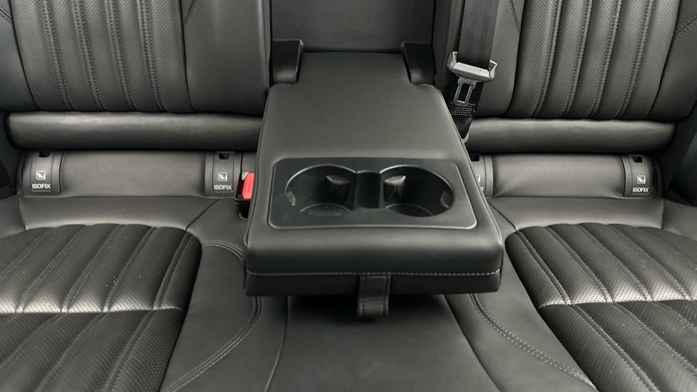 Rear Armrest/ Cup Holder