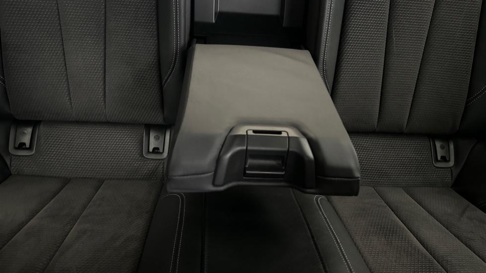 Rear Armrest 