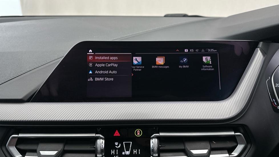 Apple Car Play & Android Auto