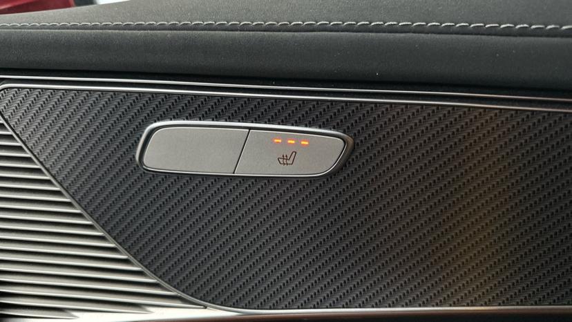 Heated Seats 