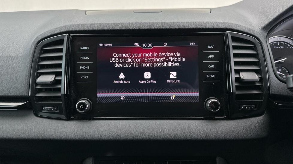 Apple Car Play & Android Auto