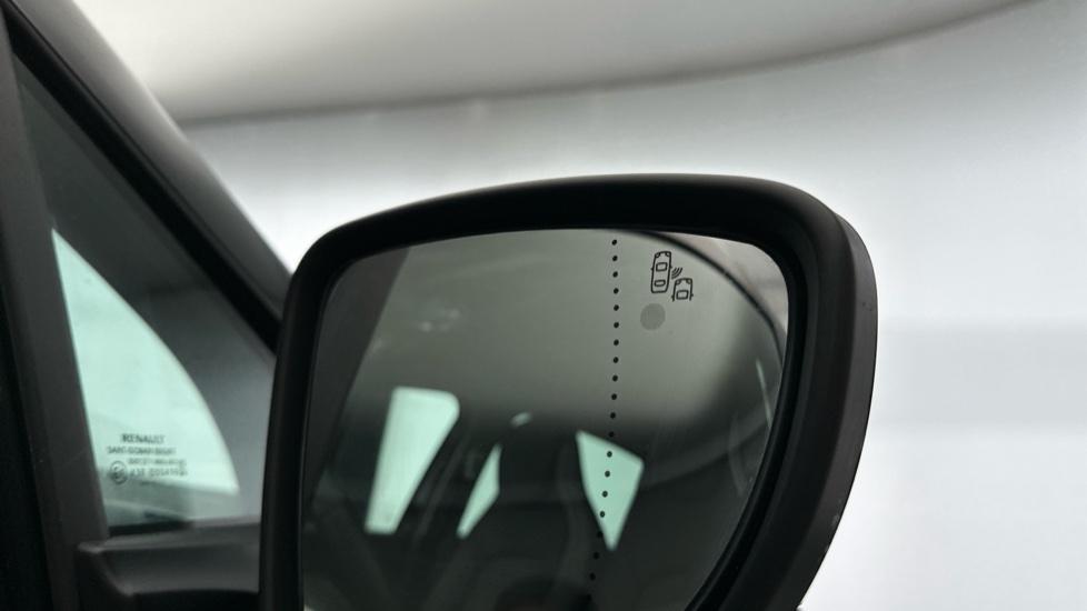 Blind Spot Monitoring System 