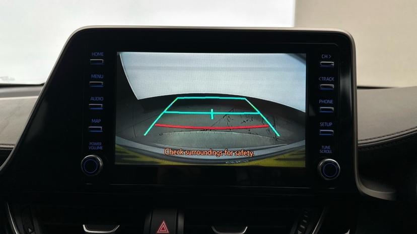 Rear View Camera /Park Pilot 