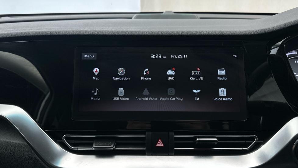 Apple Car Play & Android Auto