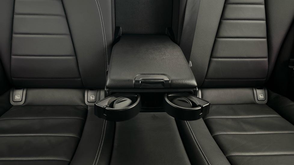 Rear Armrest/ Cup Holder