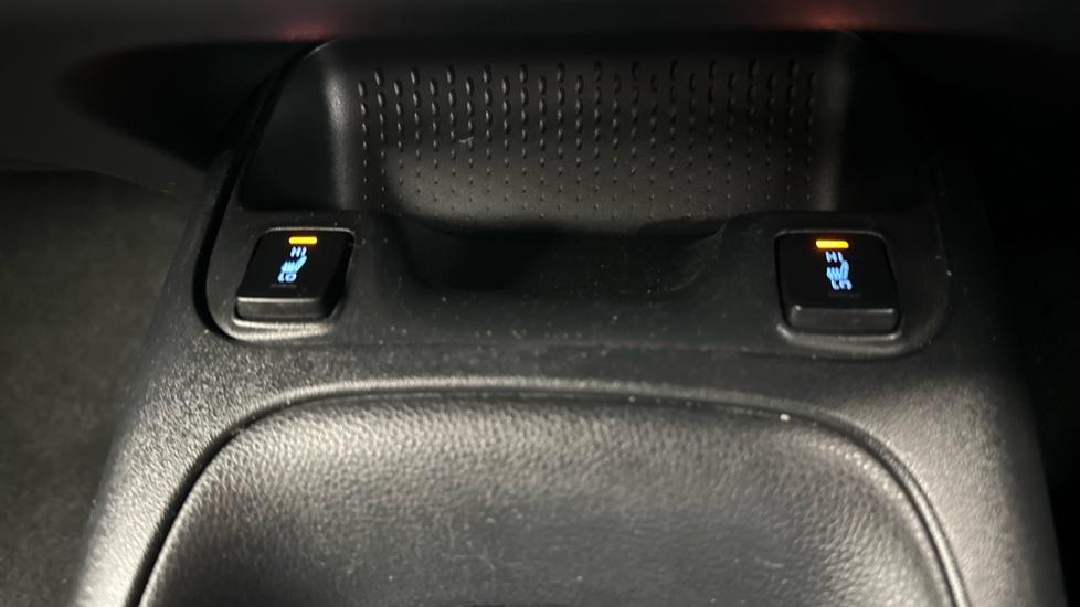 Heated Seats 