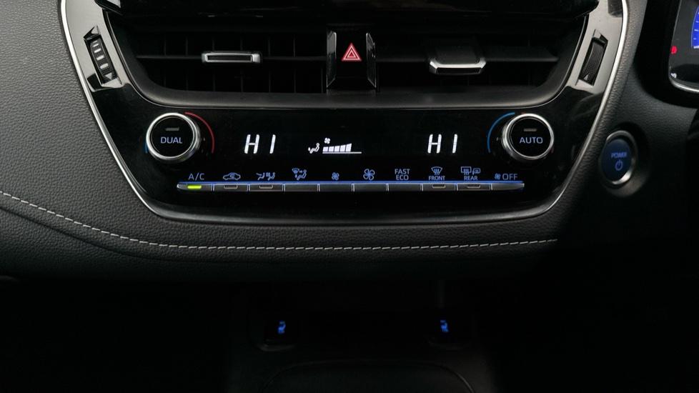 Air Conditioning /Dual Climate Control 