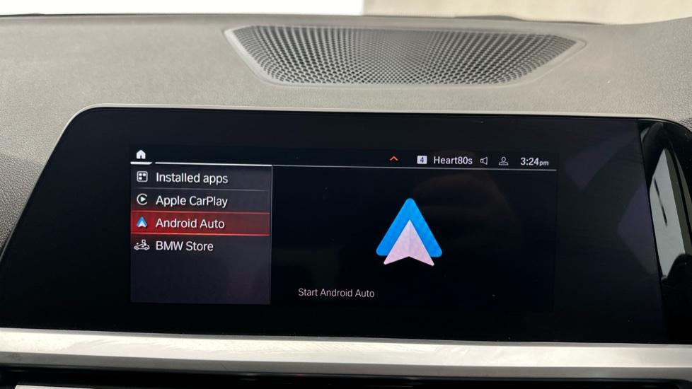 Apple Car Play & Android Auto