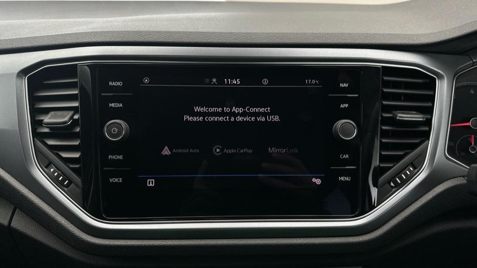 Apple Car Play & Android Auto