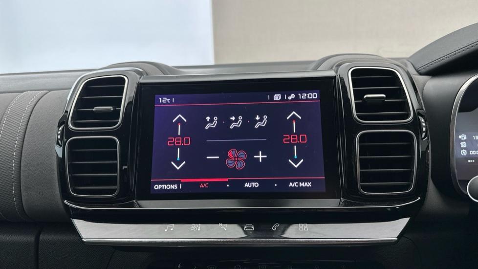 Air Conditioning /Dual Climate Control 