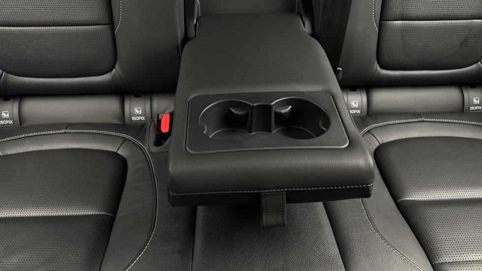 Rear Armrest/ Cup Holder