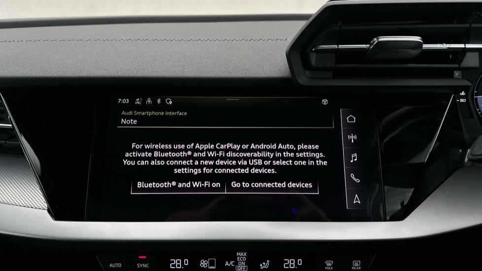 Apple Car Play & Android Auto