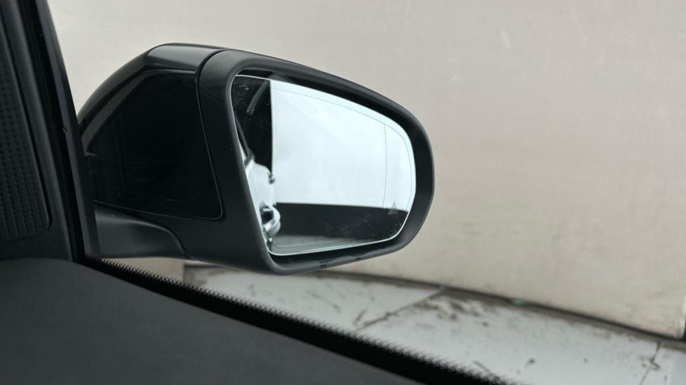 Blind Spot Monitoring System 