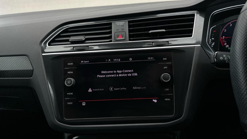 Apple Car Play & Android Auto