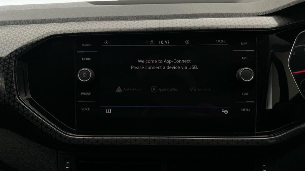 Apple Car Play & Android Auto