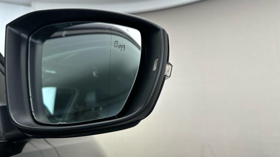 Blind Spot Monitoring System 