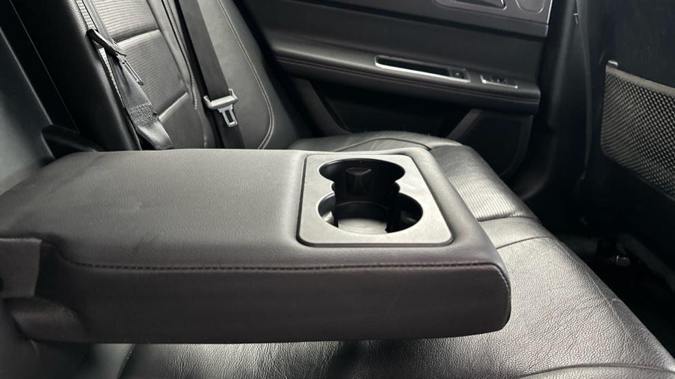 Rear Armrest/ Cup Holder