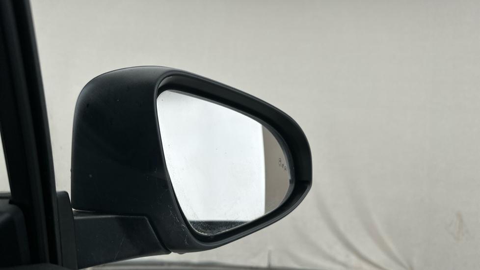 Blind Spot Monitoring System 