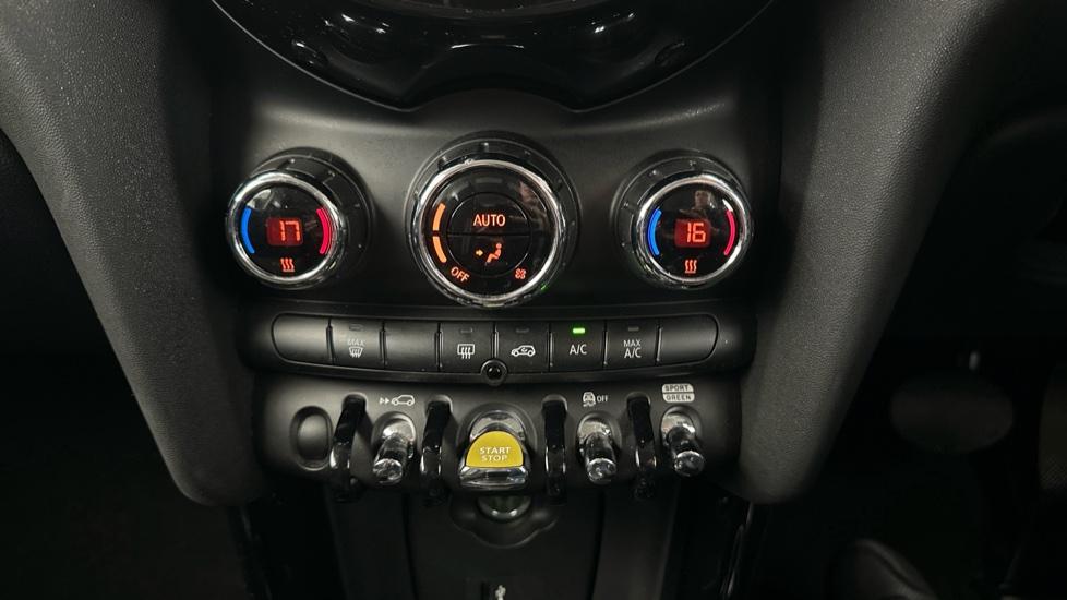 Air Conditioning /Dual Climate Control 