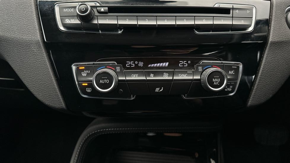 Air Conditioning /Dual Climate Control 