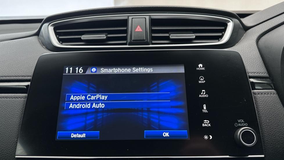 Apple Car Play & Android Auto