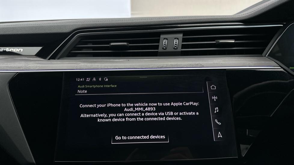 Apple Car Play