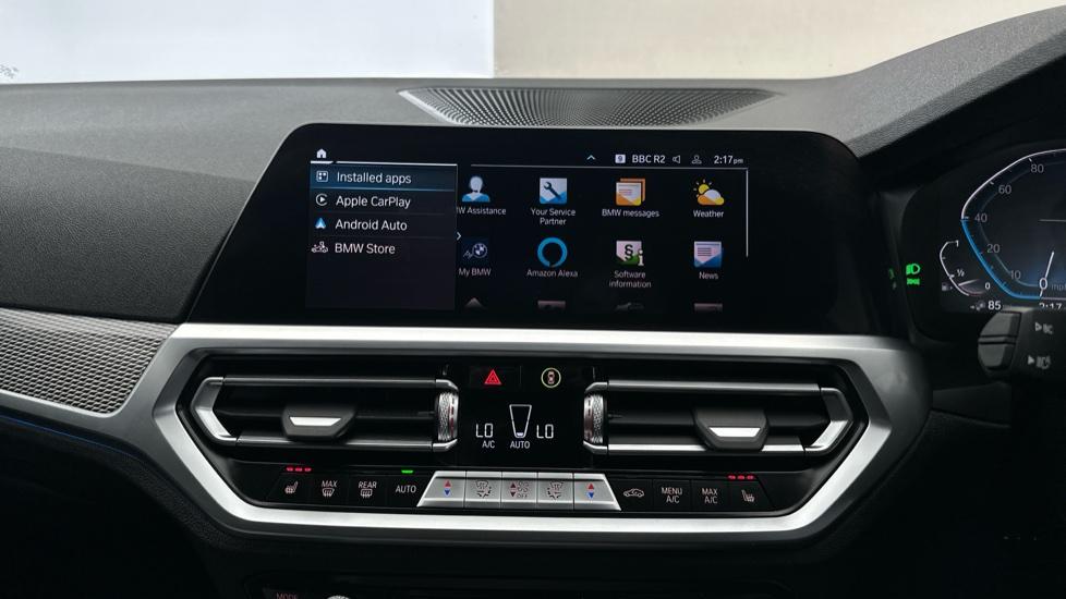 Apple Car Play & Android Auto