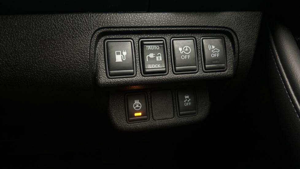 Heated Steering Wheel 