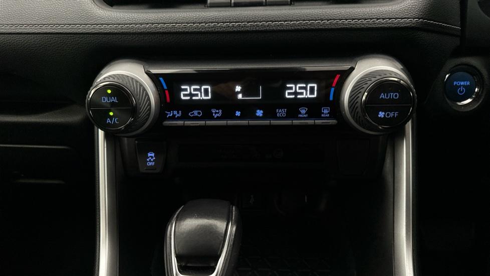 Air Conditioning / Dual Climate Control 