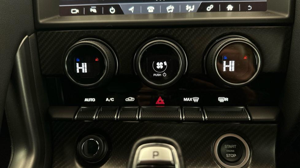 Air Conditioning /Dual Climate Control 