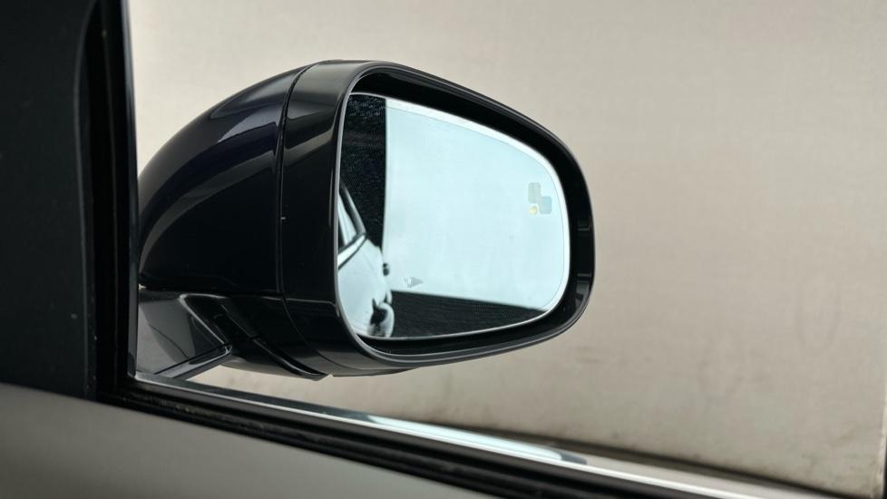 Blind Spot Monitoring System 