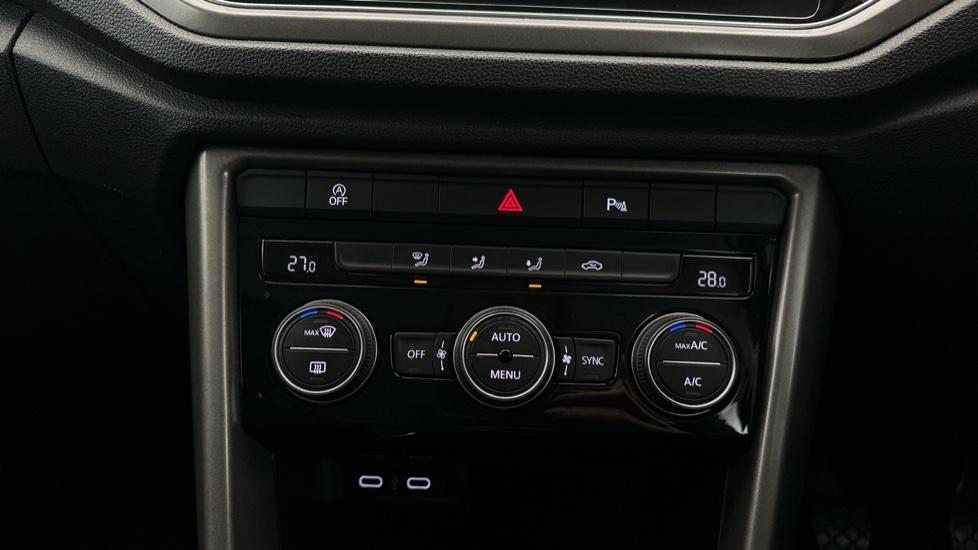 Auto Stop/Start /Air Conditioning /Dual Climate Control 